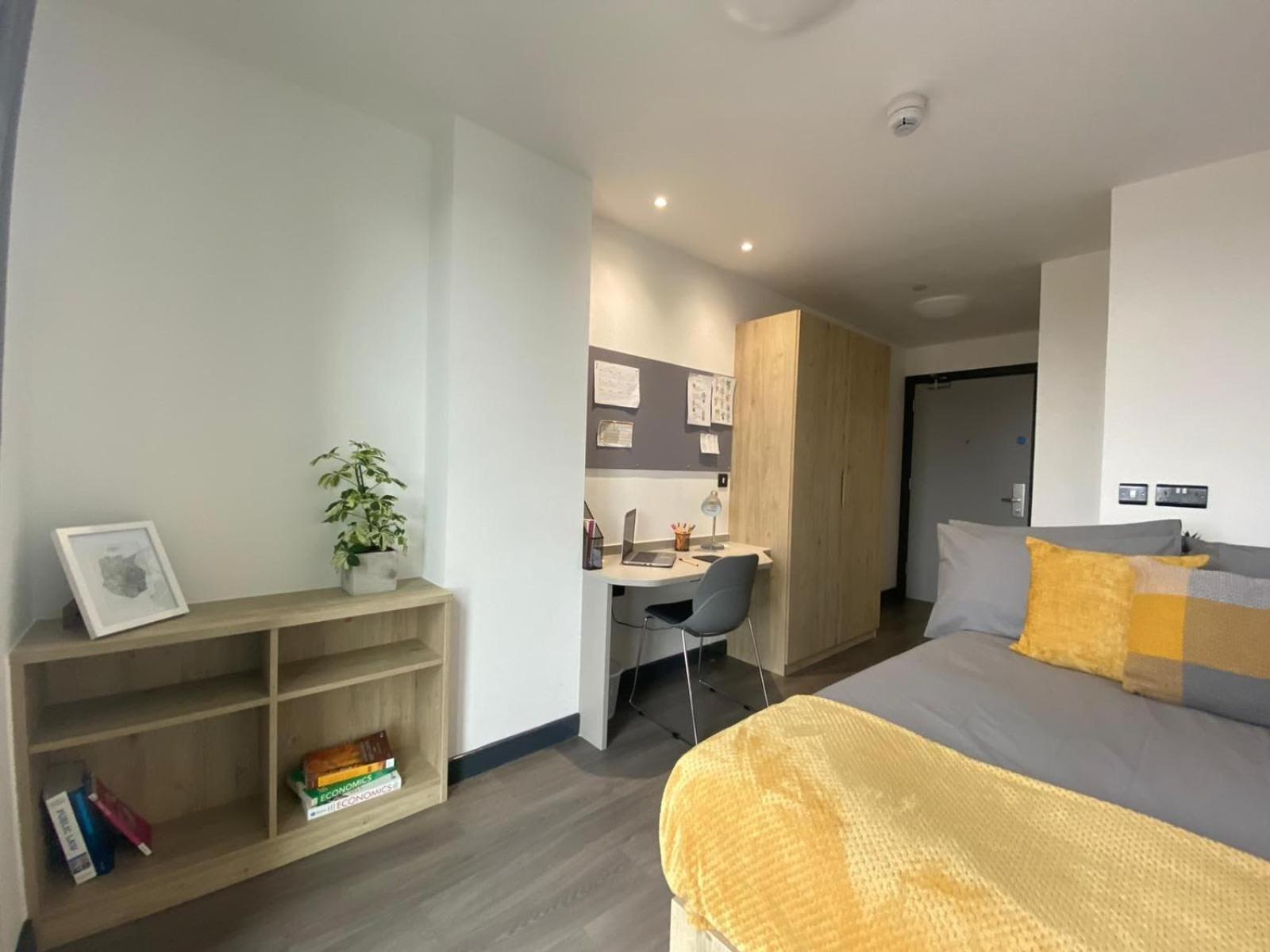 Student-Only Accommodations In Belfast Exterior photo